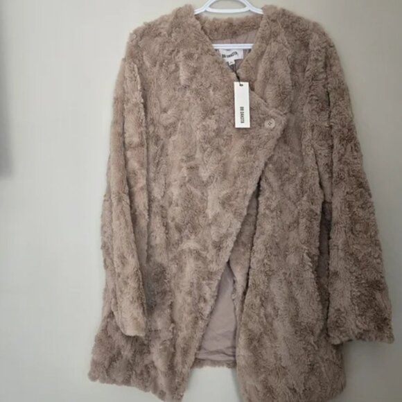 BB Dakota Plush Teddy Jacket - Picture 1 of 3